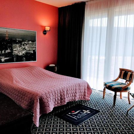 Hotel Fleur De Lys Bailleul  Luaran gambar